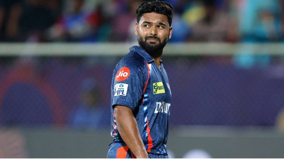 Rishabh Pant – ₹27 Cr (Lucknow Super Giants) Rishabh Pant – ₹27 Cr (Lucknow Super Giants)
