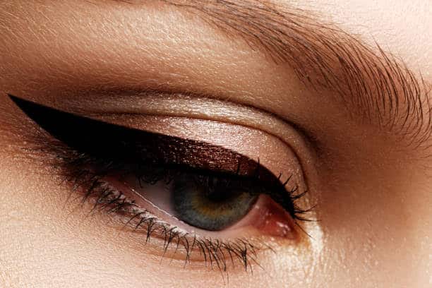 Perfect Your Eye Look with Eyeliners in Myntra’s End of Reason Sale Perfect Your Eye Look with Eyeliners in Myntra’s End of Reason Sale