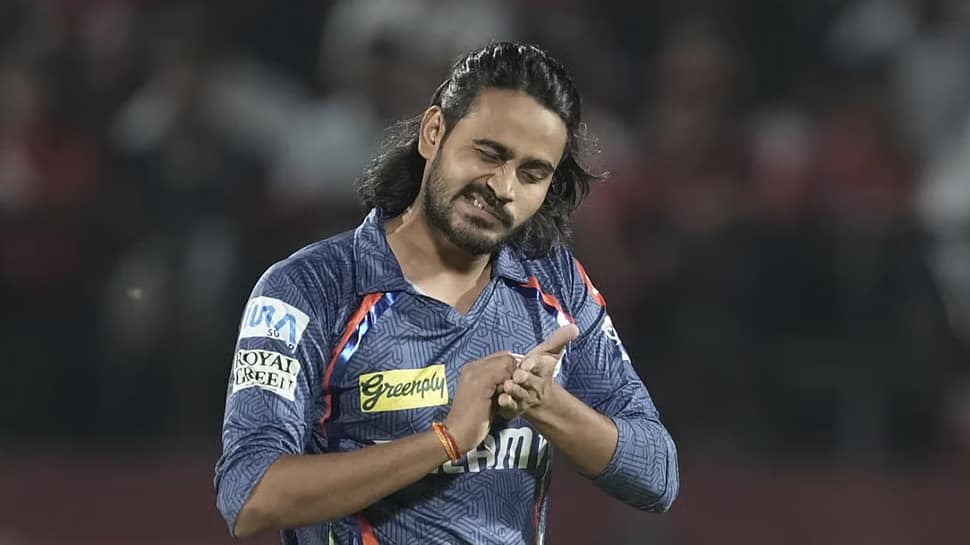 Digvesh Rathi (Lucknow Super Giants) Digvesh Rathi (Lucknow Super Giants)