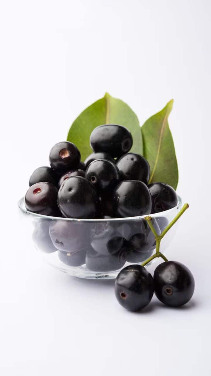8 Healthy And Tasty Ways To Include Jamun In Your Daily Diet