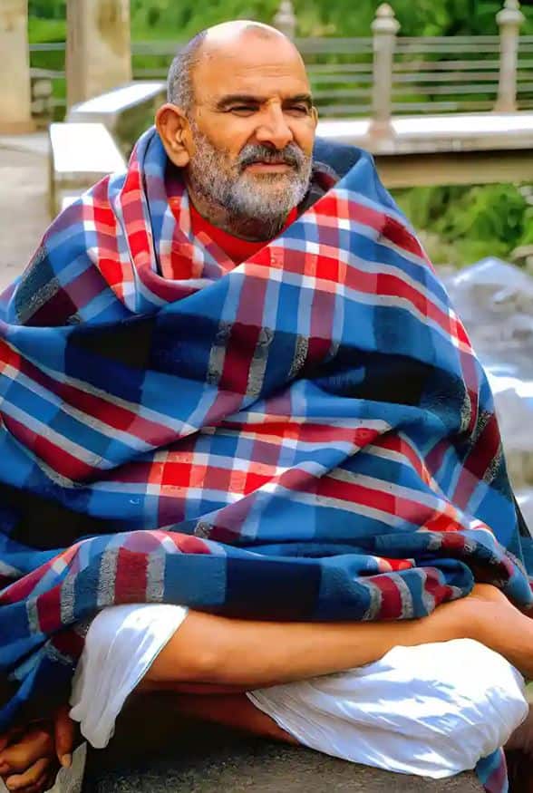 Mark Zuckerberg Neem Karoli Baba, Hanuman Garhi Neem Karoli Baba, Kakrighat Baba Ashram, Shitla Khet