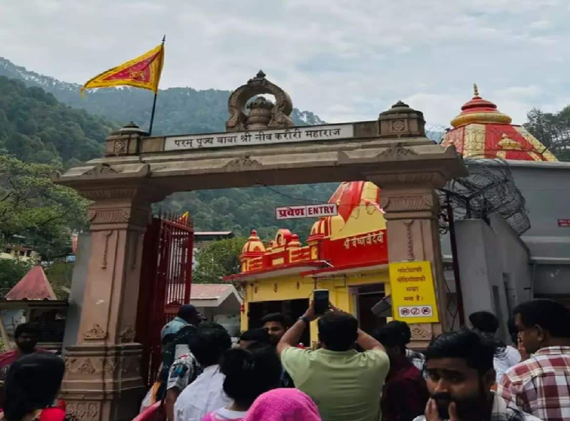 Mark Zuckerberg Neem Karoli Baba, Hanuman Garhi Neem Karoli Baba, Kakrighat Baba Ashram, Shitla Khet