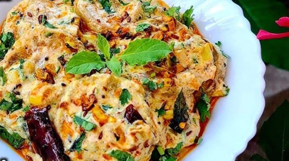 7. Dahi Lauki (Bottle Gourd Yogurt Curry)
