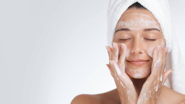 Top Face Washes for Clear, Healthy Skin – Best Cleansers for Every Skin Type