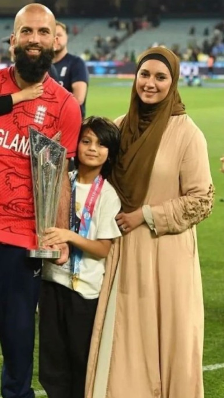 8. Firoza’s Strong Faith Mirrors Moeen’s Beliefs