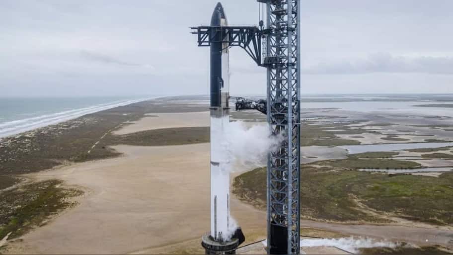Watch: Big Explosion Rocks Elon Musk's SpaceX Base During Starship ...