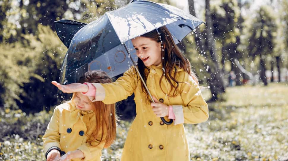 10 Easy And Effective Tips To Keep Your Kids Safe, Healthy, And Germ-Free During The Monsoon Season 10 Easy And Effective Tips To Keep Your Kids Safe, Healthy, And Germ-Free During The Monsoon Season