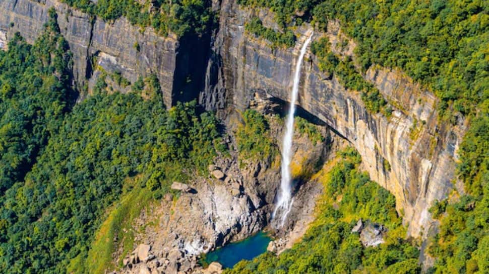Nohkalikai Falls, Meghalaya
