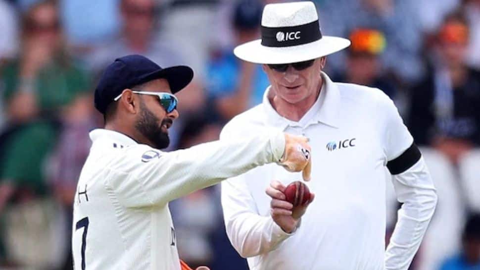 ऋषभ पैंट इसे प्रतिबंधित करने के लिए? ICC IND बनाम ENG हेडिंगली टेस्ट के दौरान गर्म गेंद परिवर्तन के प्रकोप की जांच करता है