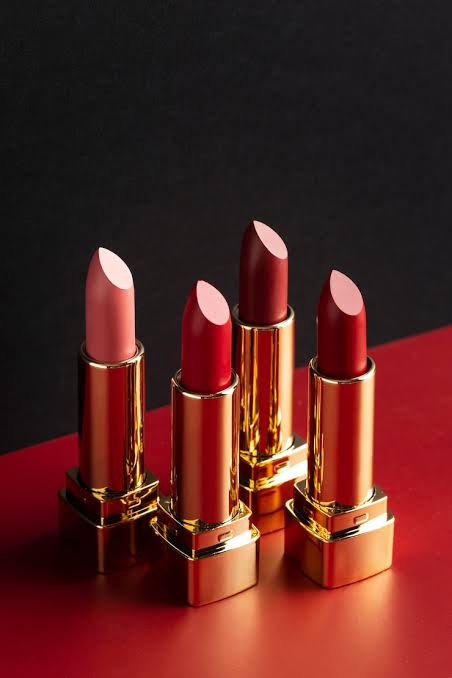 5 Must-Have Matte Lipsticks for Every Makeup Lover 5 Must-Have Matte Lipsticks for Every Makeup Lover