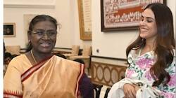 Genelia Deshmukh Poses With President Droupadi Murmu - SEE PICS 