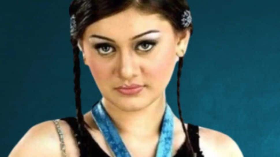 Bigg Boss 13 Fame Shefali Jariwala Passes Away At 42 In Mumbai Bigg Boss 13 Fame Shefali Jariwala Passes Away At 42 In Mumbai