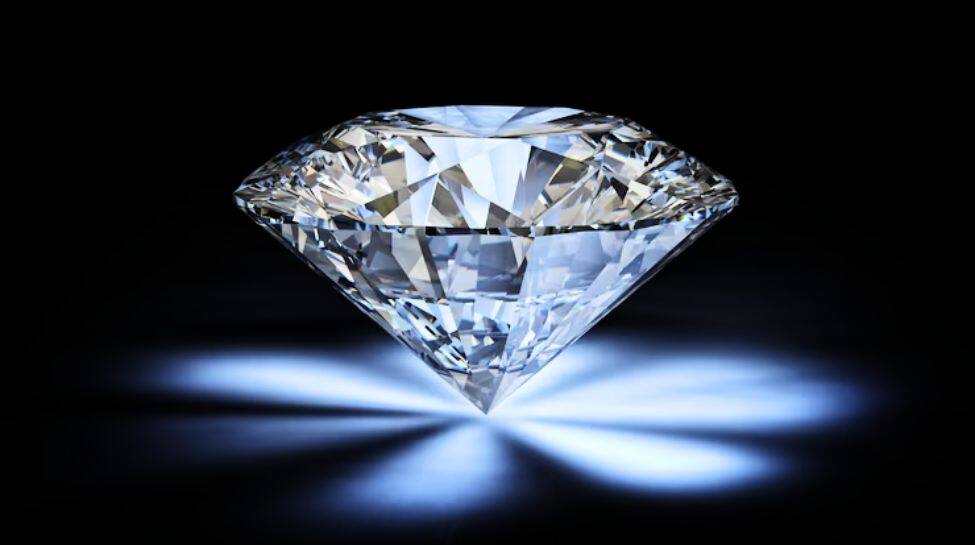 Every Girl's Favourite Diamond Comes With Pros And Cons- Check In- Details