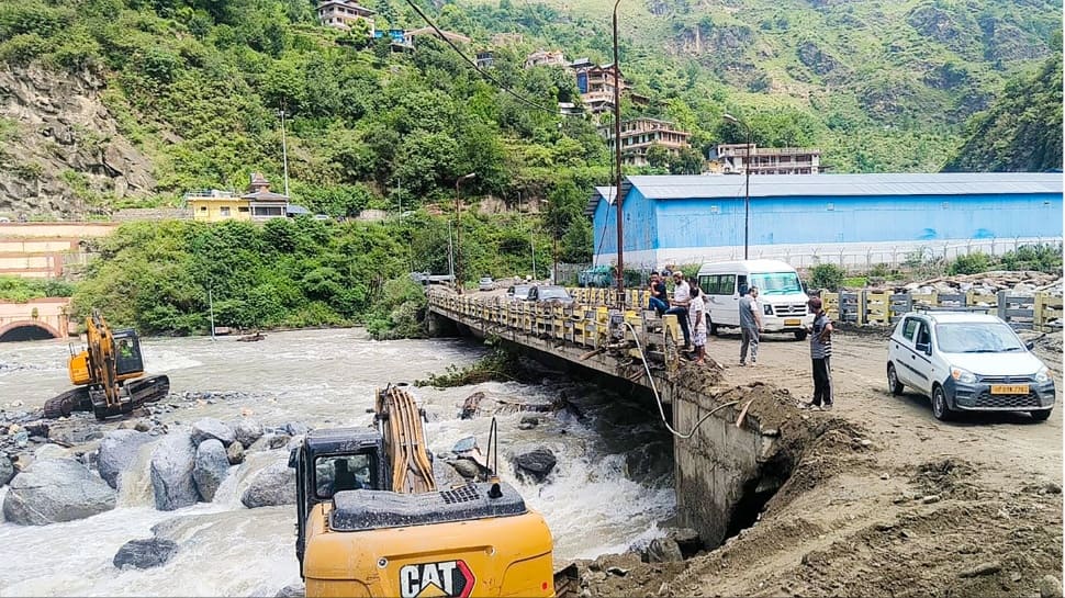 Himachal Monsoon Havoc: 17 Dead, Rs 300 Crore Loss In One Week Amid Flash Floods