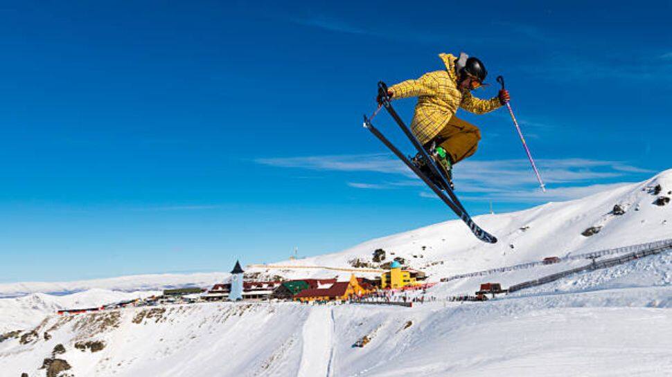 Queenstown, New Zealand: Southern Hemisphere Skiing Adventure