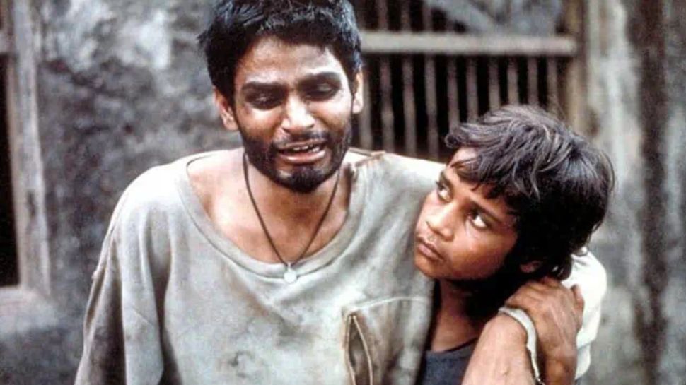 Got Rs 20 for Lunch, Was Fed Vada Pav