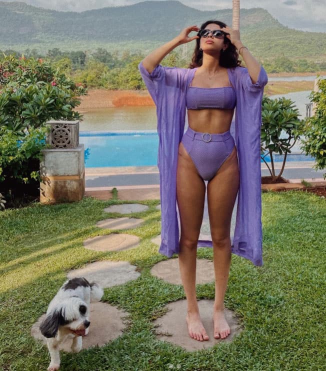 Khushi Kapoor's Bikini Look Khushi Kapoor's Bikini Look