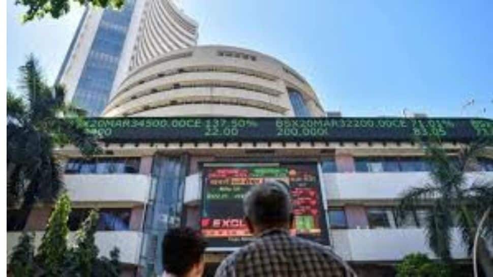 Market Outlook: India-US Commerce Deal, Q1 FY26 Earnings Key Drivers This Week Market Outlook: India-US Commerce Deal, Q1 FY26 Earnings Key Drivers This Week