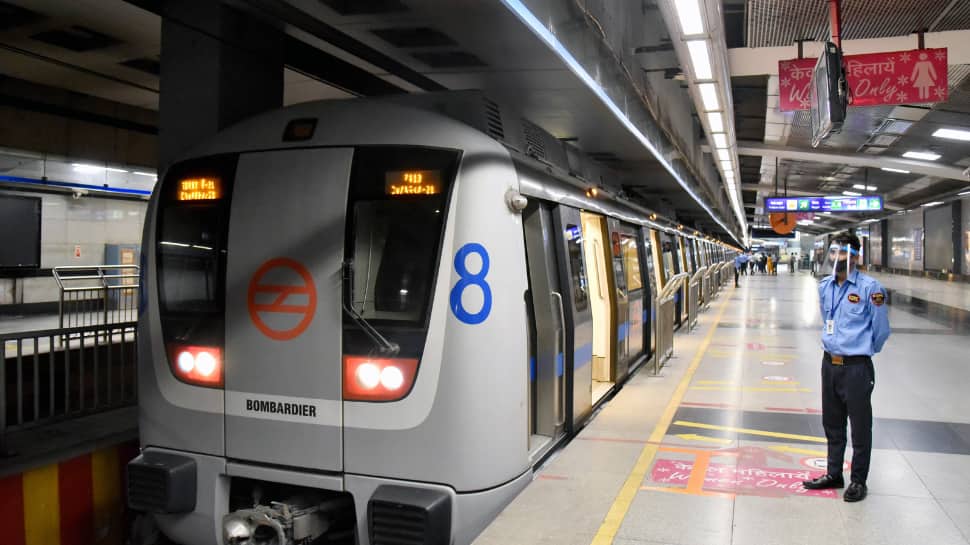 Delhi Man`s Sherlock Holmes Moment: Metro Rider Saves Himself From Scammer’s Trap - CHECK HOW?