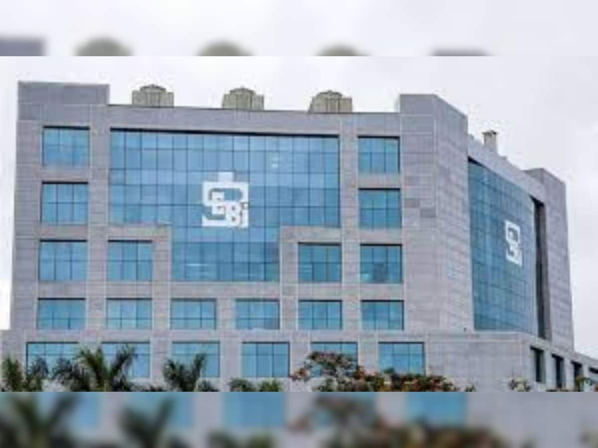 Practically 91% Of Retail Traders Incur Web Loss In Fairness Derivatives In FY25: SEBI