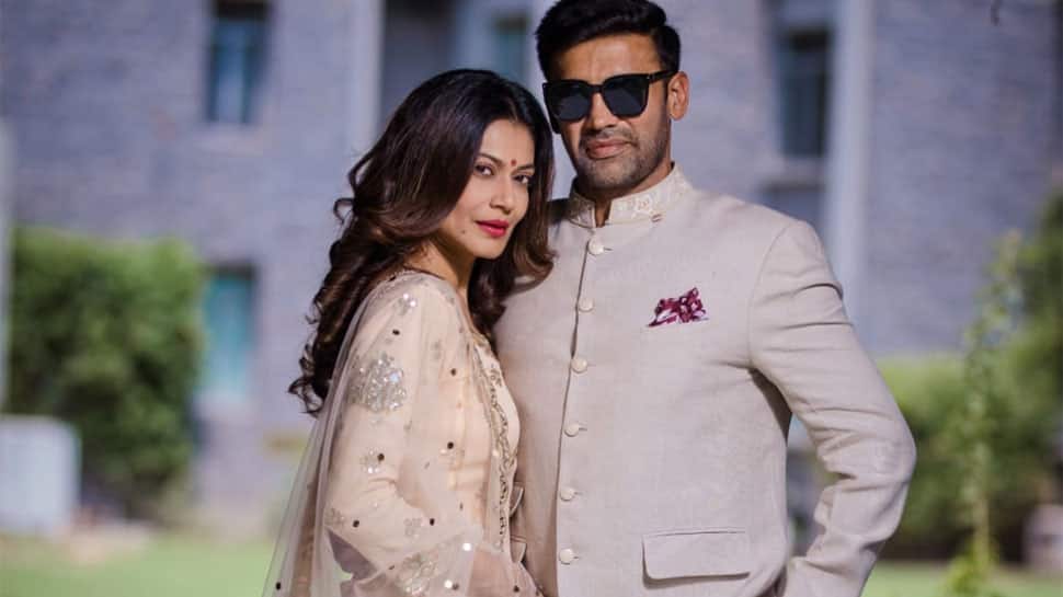 All Is Not Well In Payal Rohatgi And Sangram Singh&#039;s Marital Paradise? Actress Resigns From His Charitable Trust