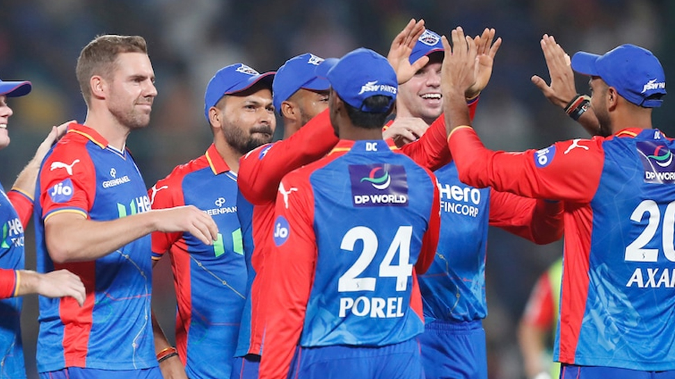 Delhi Capitals, DC (1,261.6 crore)
