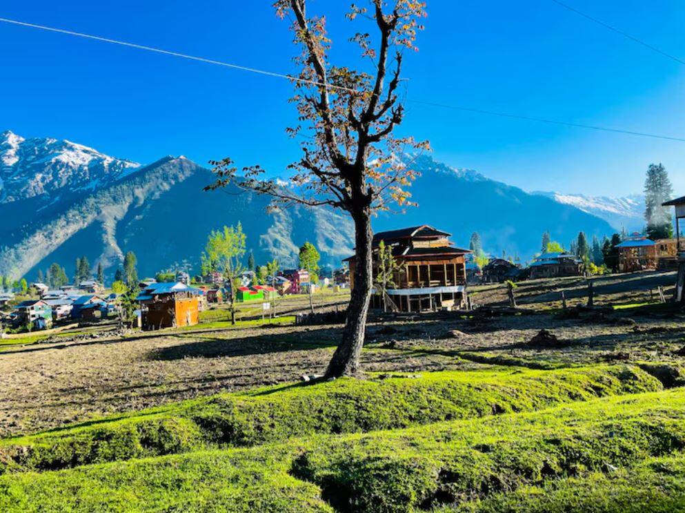 unexplored Himachal Pradesh villages, Himachal monsoon travel guide, eco tourism Himachal, secret 