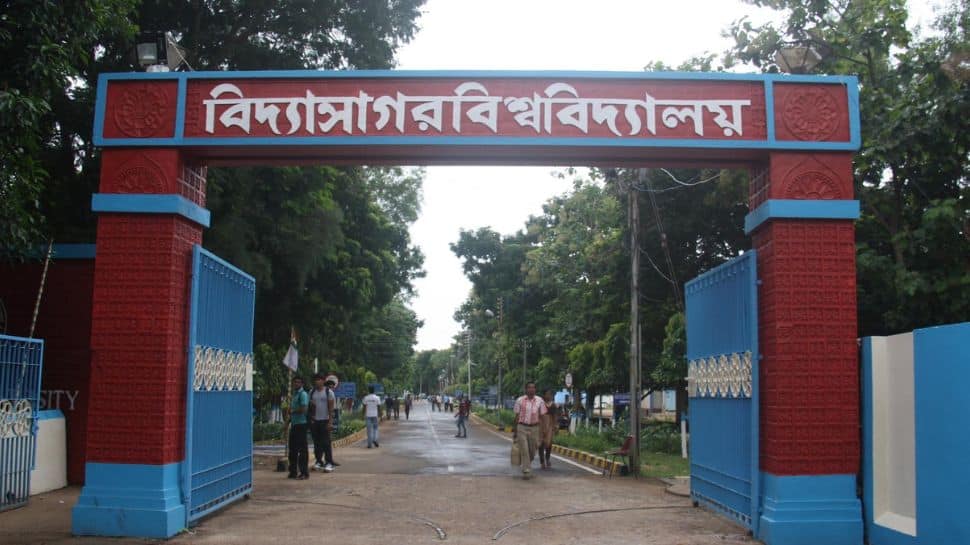 Slugfest Erupts Over Bengal University Exam Paper Referring To Freedom Fighters As 'Terrorists'