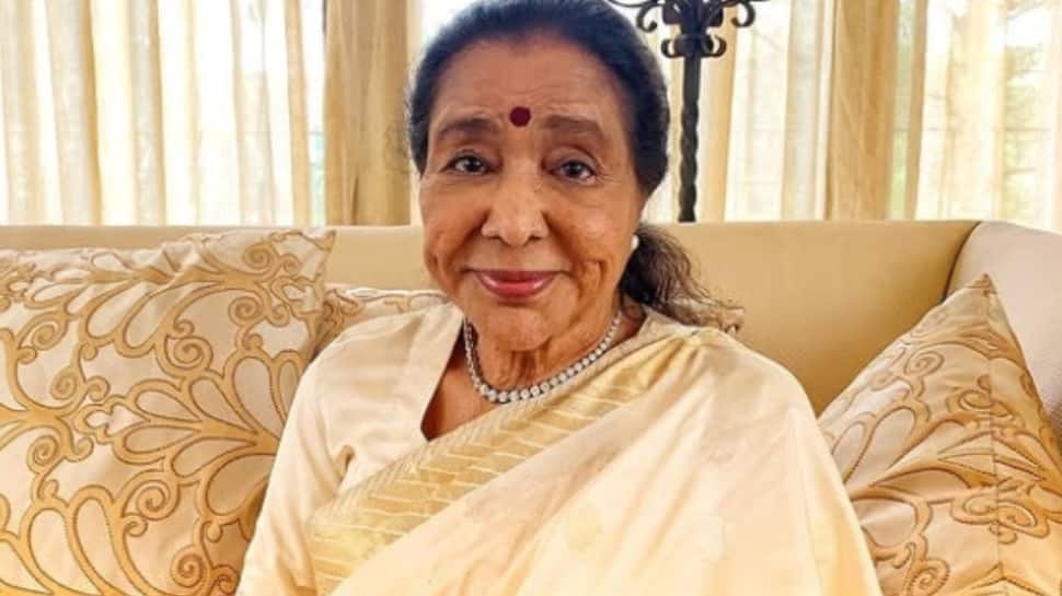Asha Bhosle's Family BREAKS Silence On Legendary Singer's Death Rumours