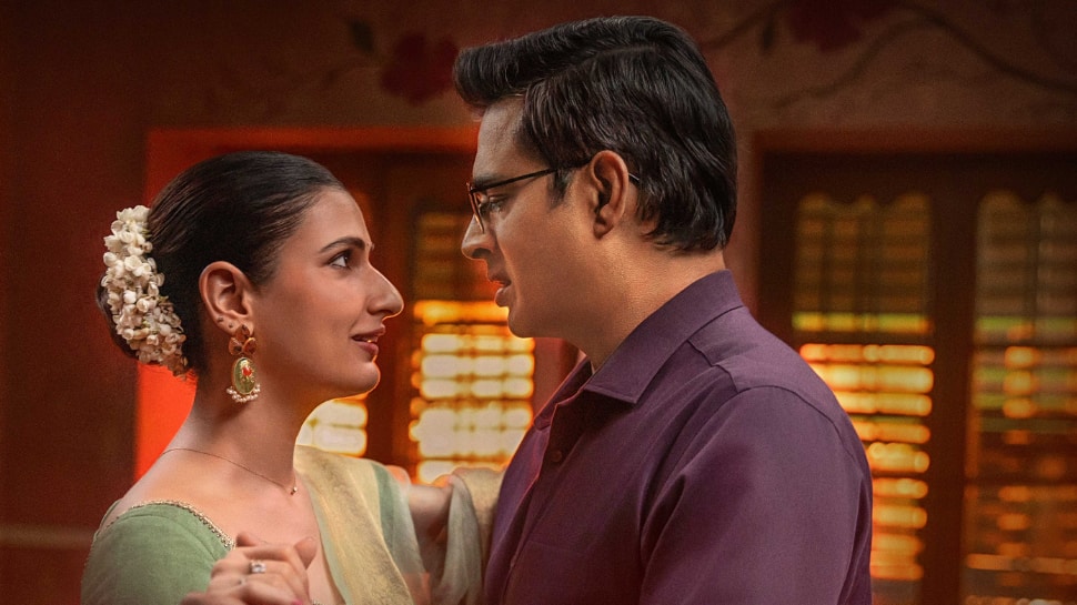 Aap Jaisa Koi Movie Review: An 'Epoustouflant' Love Story That Falls Short Without A Theatrical Release