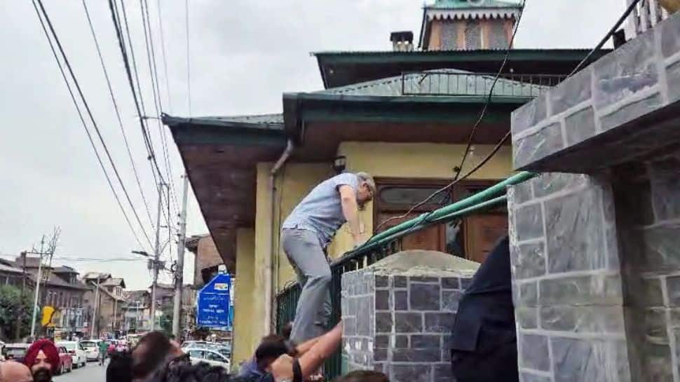 Martyrs’ Day Sparks Political Storm In Kashmir: Omar Scales Wall, Faces Criticism