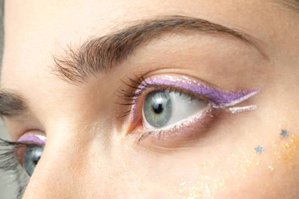  Bold &amp; Beautiful: The Ultimate Guide to Graphic Eyeliners