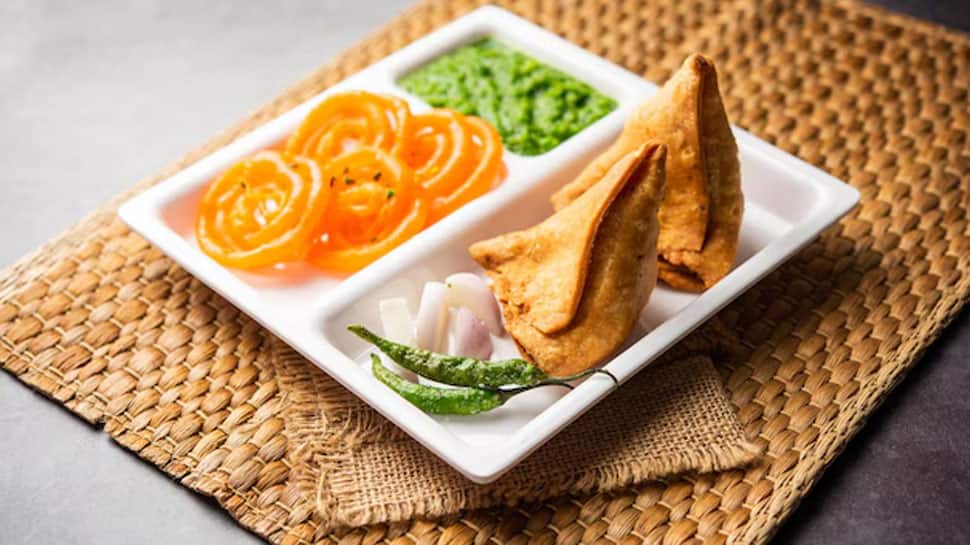 How Fried Snacks Like Samosas And Jalebis Can Be Replaced With Tasty And Healthy Substitutes: 4 Simple Recipes Are Here!