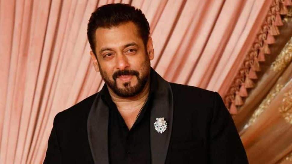 Salman Khan’s Bandra Flat SOLD! Real Estate Buzz Over Rs 5.35 Crore Deal | Real Estate News  zeenews.india.com