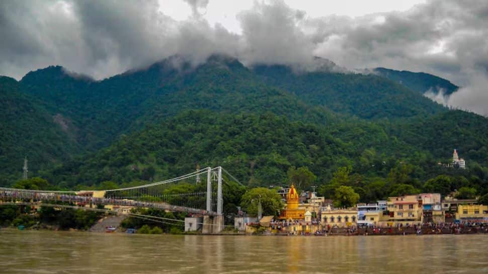 Chandigarh to Rishikesh – For River Vibes and Yoga Retreats