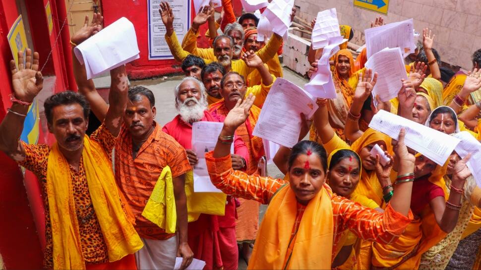 Amarnath Yatra 2025 Sees Massive Turnout: Over 3.21 Lakh Pilgrims Complete Darshan Amid Tight Security