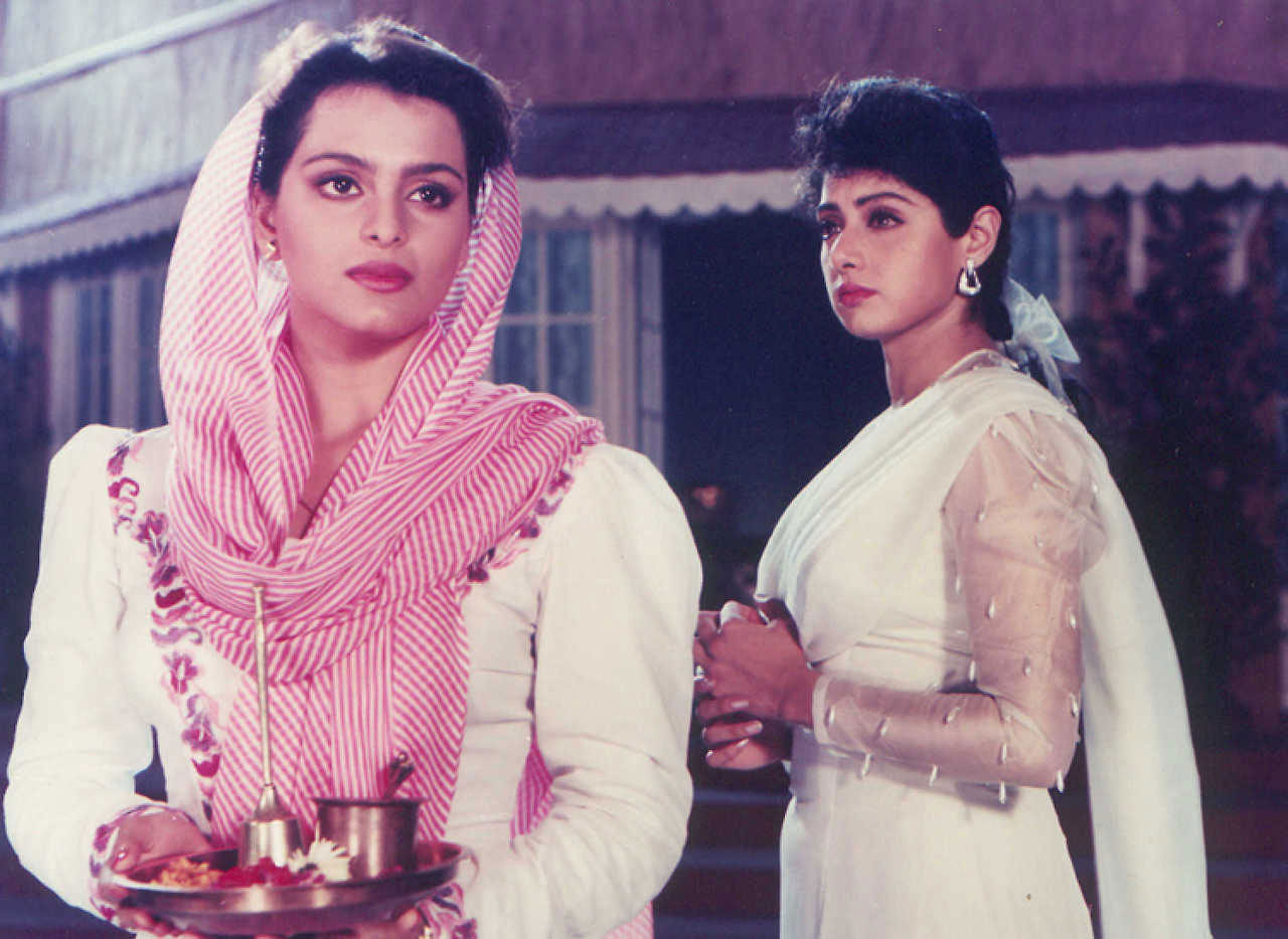 Meet Actress Shilpa Shirodkar