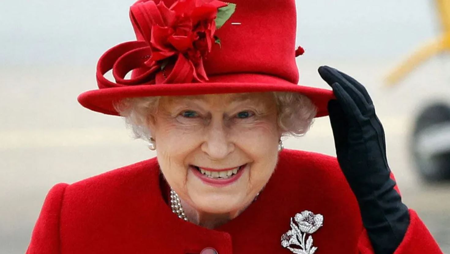 Queen Elizabeth II fashion, fashion, royal fashion, royal style exhibition 2026, Queen Elizabeth war