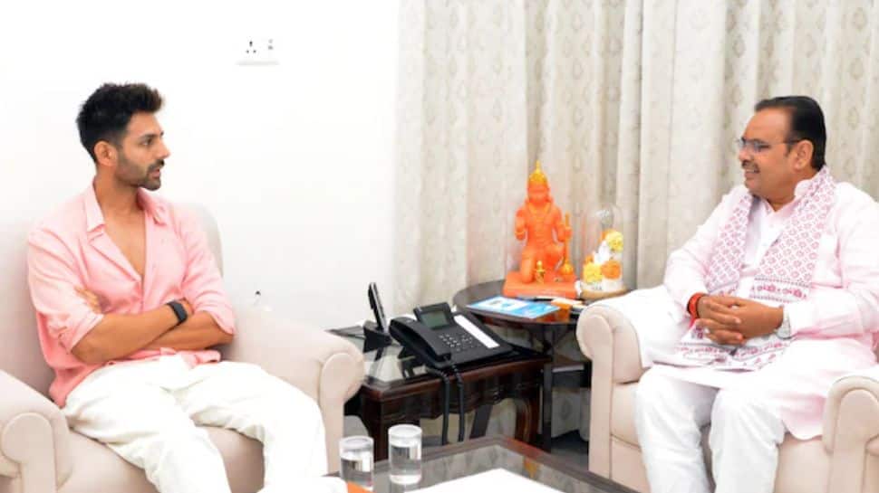 Actor Kartik Aaryan Meets Rajasthan Chief Minister Bhajanlal Sharma In Jaipur