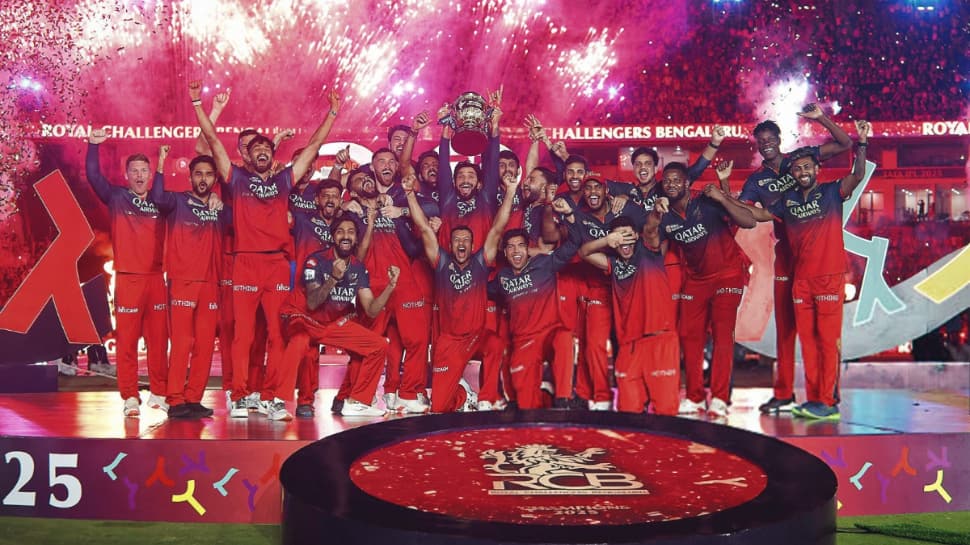 IPL 2026 में लव अफेयर चिन्नास्वामी के साथ कार्ड पर विराट कोहलिस ब्रेकअप? यहाँ क्यों है