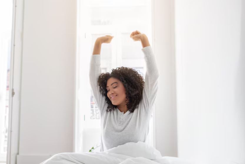wake up early tips, how to become a morning person, morning routine hacks, early riser tricks