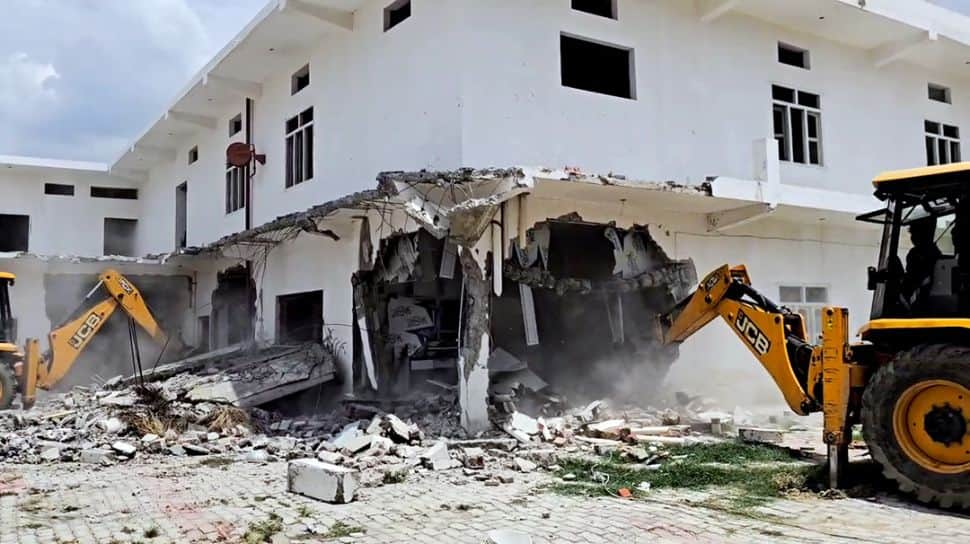 UP: Bulldozers Roll In Balrampur, Target Aide Of Chhangur Baba