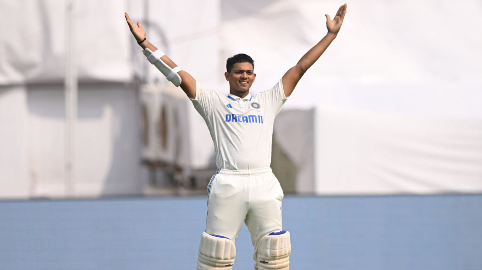 4. Yashasvi Jaiswal - 712 Runs