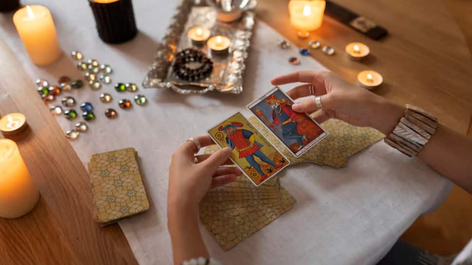 Tarot Card Reading Horoscope Today For July 31: The Universe Is Whispering Something Sweet To You