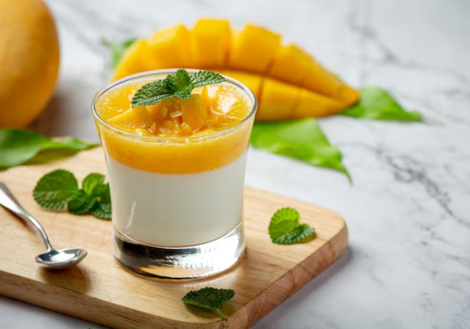 Friendship Day 2025 desserts, easy cake recipes for Friendship Day, best desserts to surprise friend