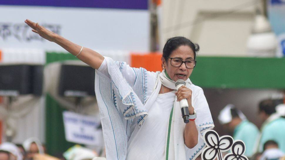 CM Mamata Banerjee Slams Delhi Police For Calling Bengali ‘Bangladeshi Language’; Calls It Anti-National