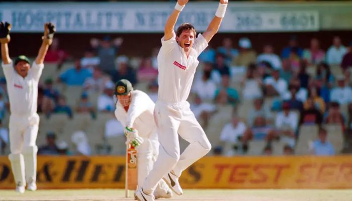 7. South Africa’s 5-Run Escape vs Australia – Sydney, 1994