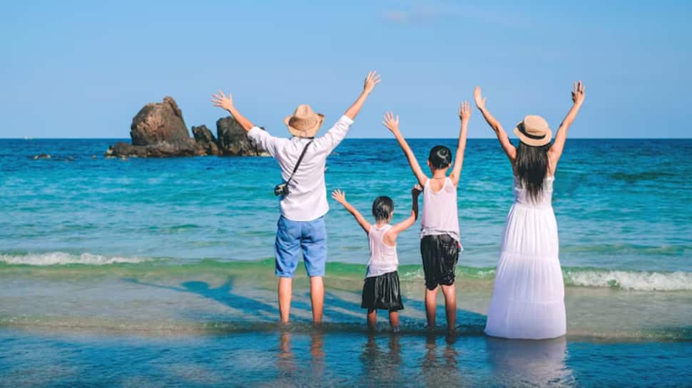 August 15 Long Weekend Alert: Your Ultimate Chance To Travel, Chill, Or Recharge Without Taking Leave