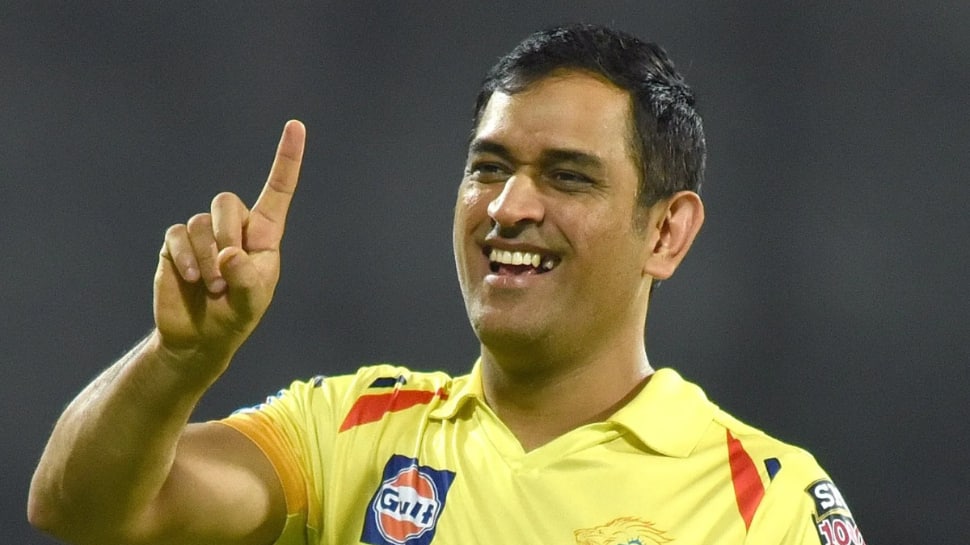 मुझे आशा है कि आपको नहीं लगता कि मैं एक और 15-20 वर्षों के लिए खेलूंगा: श्रीमती धोनी ने सीएसके के बारे में चुटकुले आपको हमेशा के लिए खेलने के लिए इंतजार कर रहे हैं