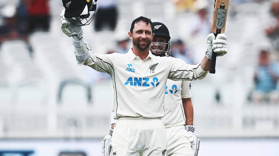 डेवोन कॉनवे सदी के सूखे को समाप्त करता है, 2,000 परीक्षणों और 5,000 अंतरराष्ट्रीय दौड़ से अधिक है